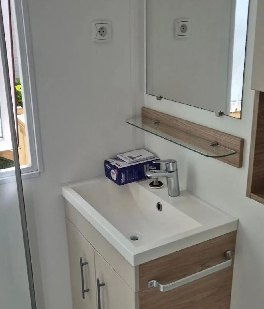 Mobil Home 3 Chambres Tout Equipe Avec Accueil Humain 阿旺桥 0*,  法国