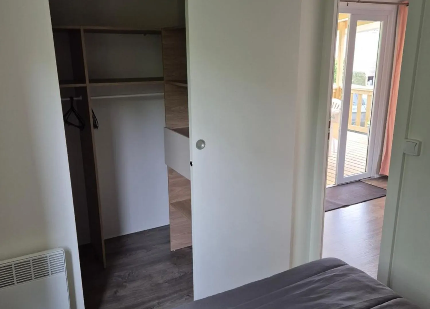 Mobil Home 3 Chambres Tout Equipe Avec Accueil Humain 阿旺桥 营地